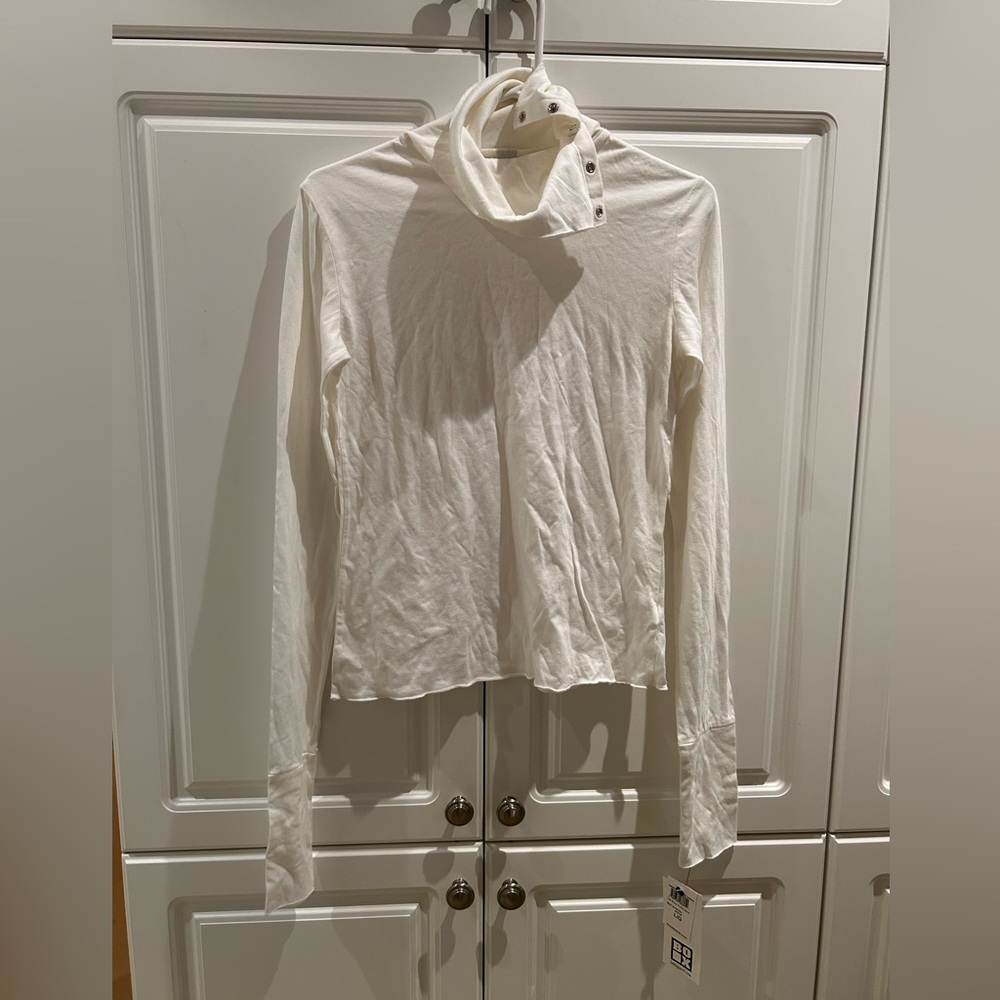 Ladies White Snap Turtleneck NWT Size Large